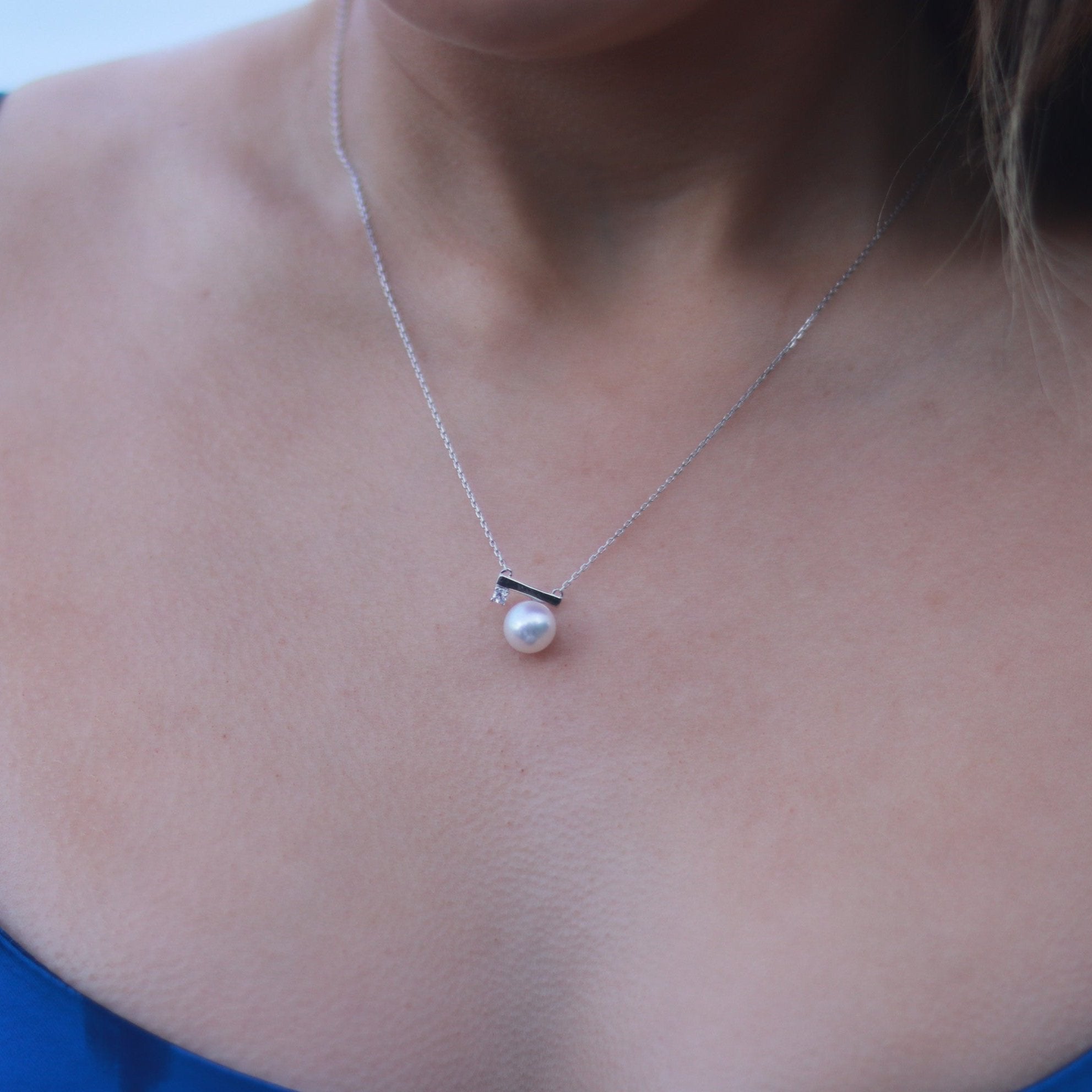Pearl on Balance Beam Necklace