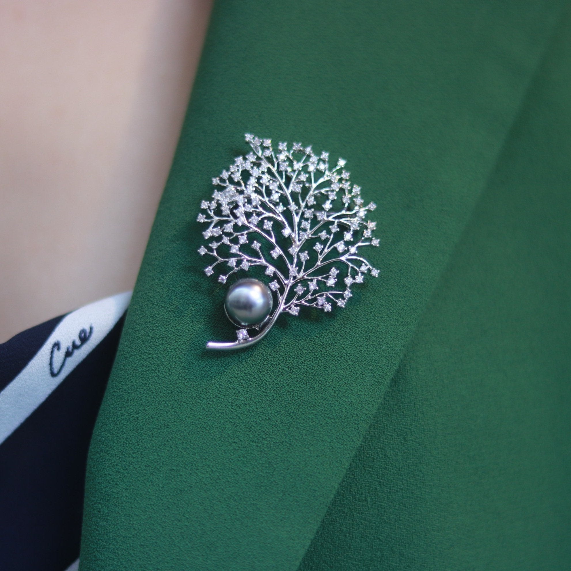 Tahitian Pearl Brooch