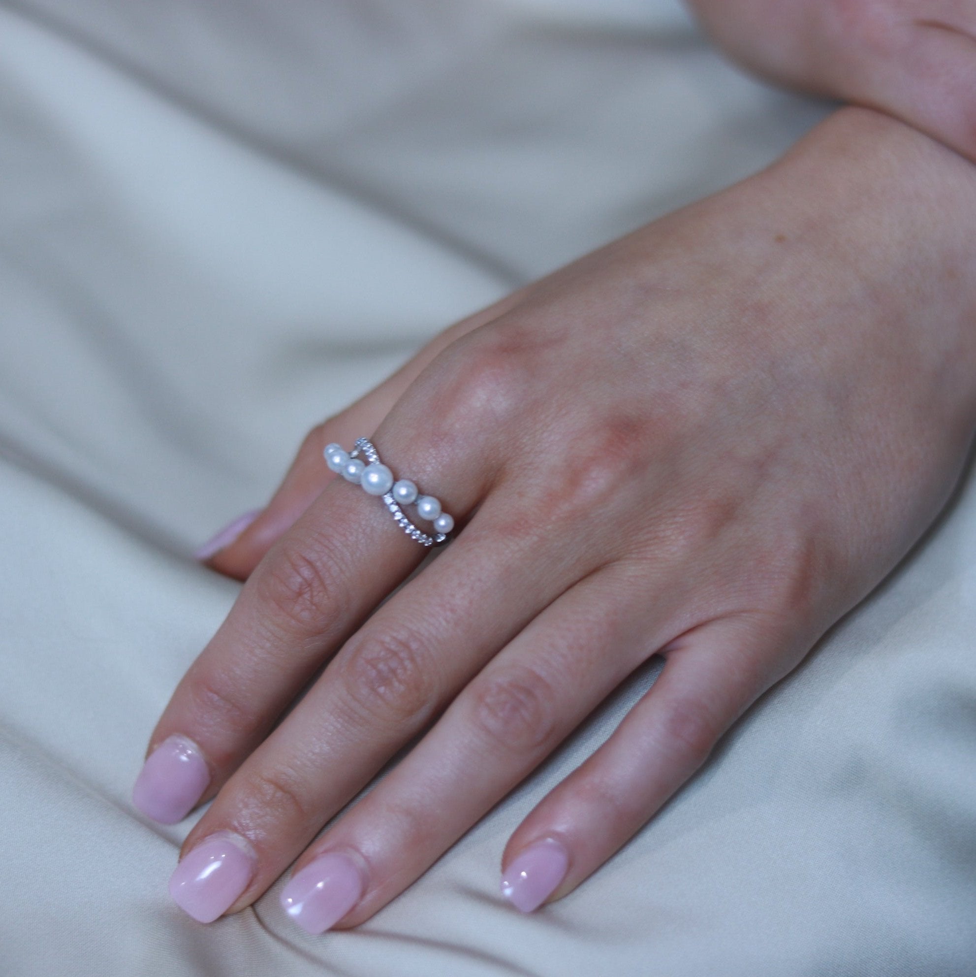 Cross Adjustable Ring