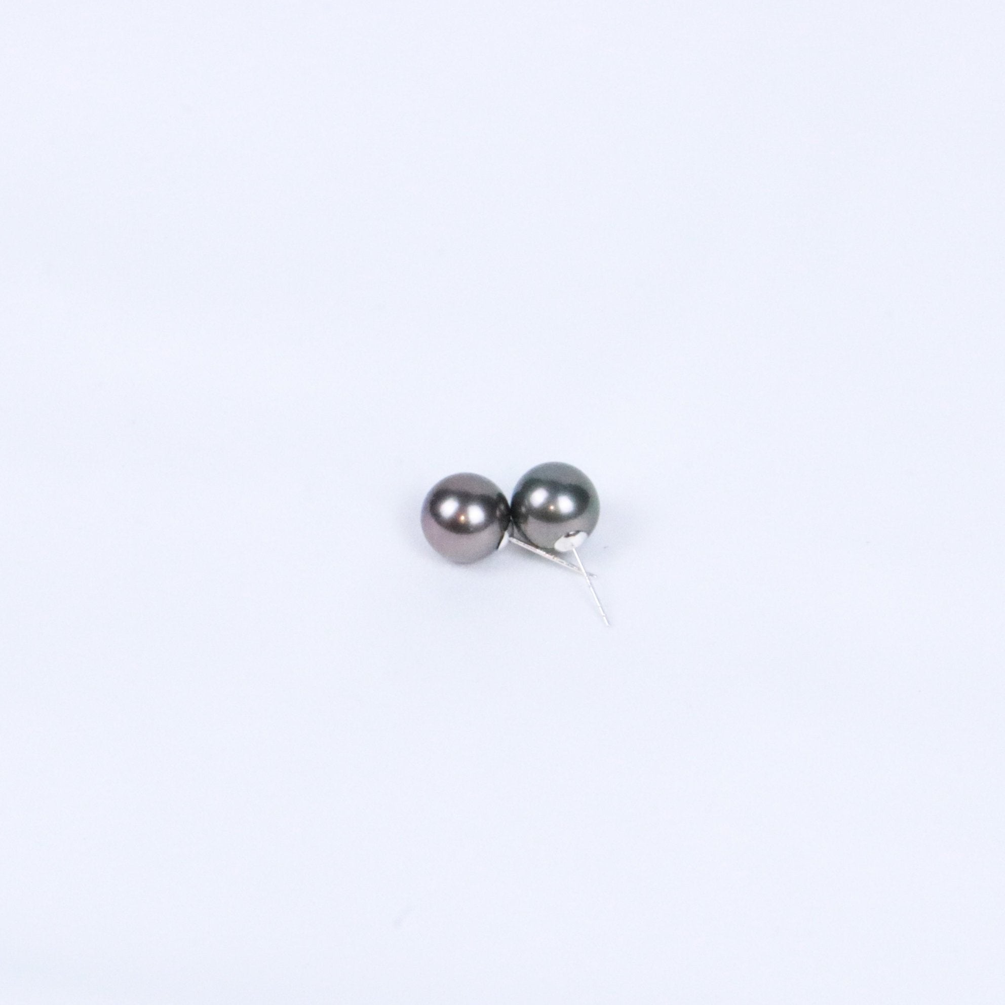 11-12mm Harmonious Contract Color Stud Earrings