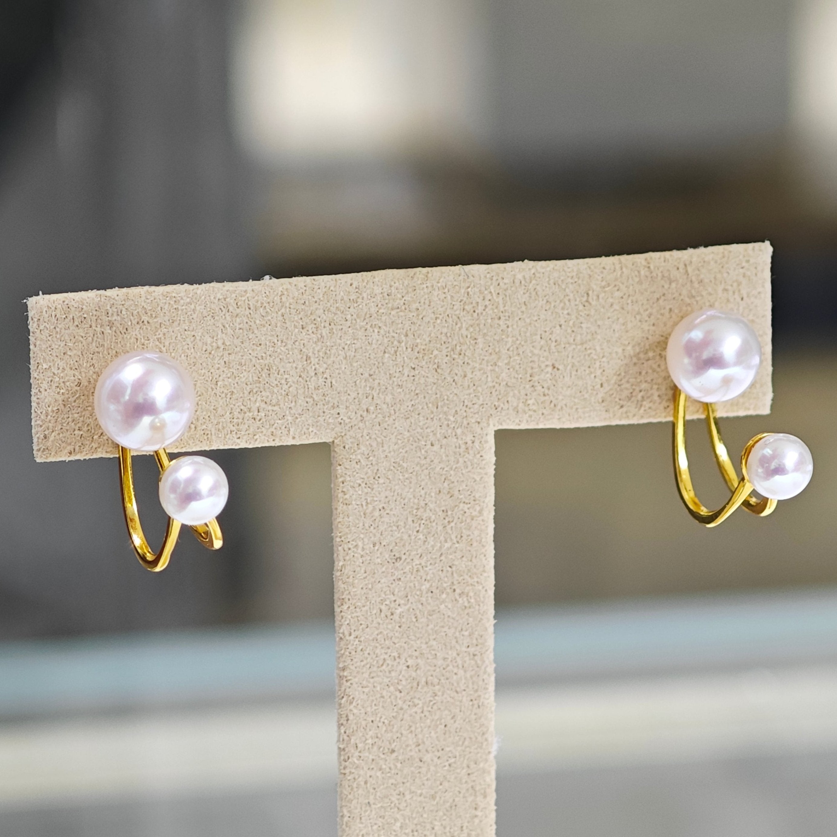 Dual Pearl Spiral Earring