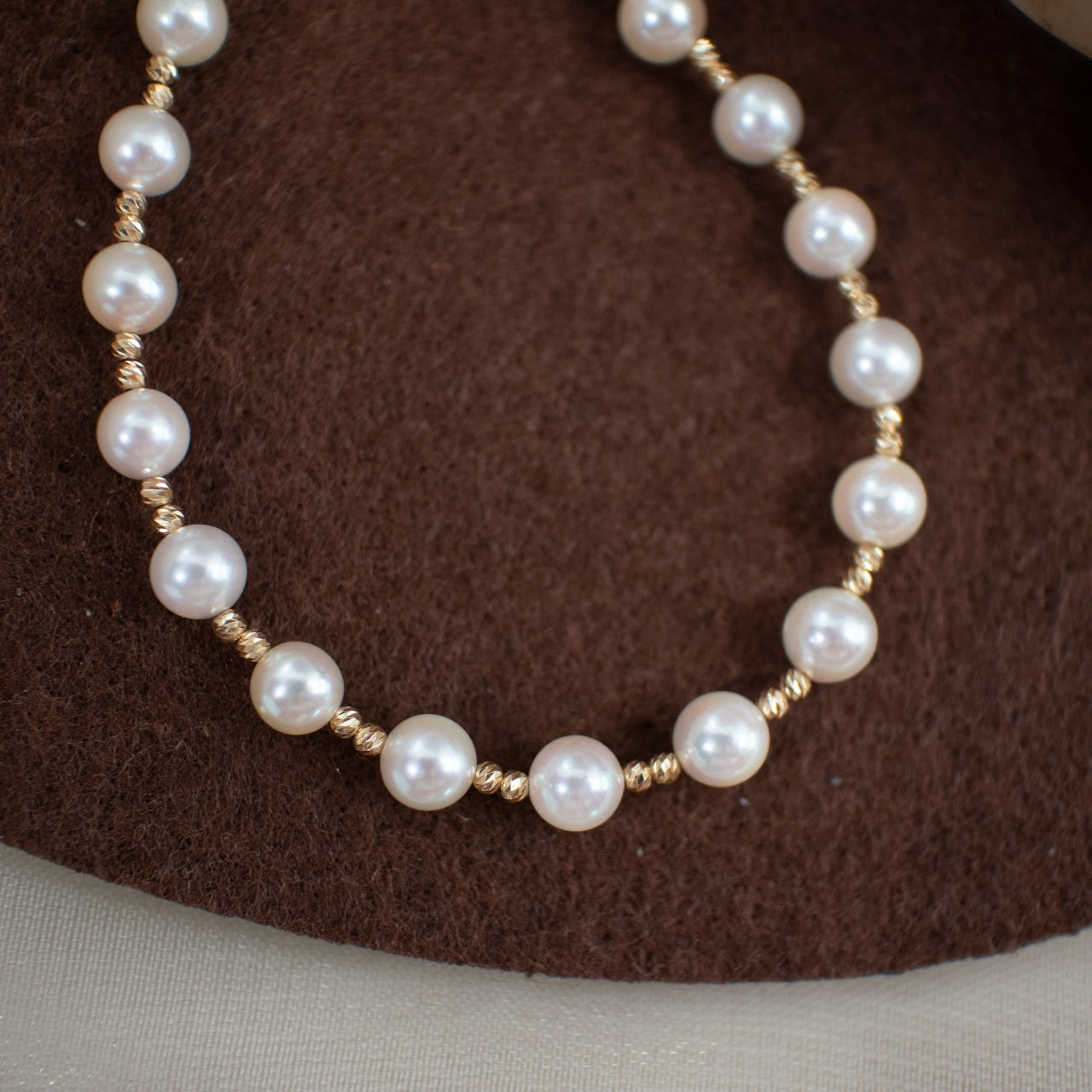 6-7mm Freshwater Pearl Bracelet with 18k Gold Laser Beads