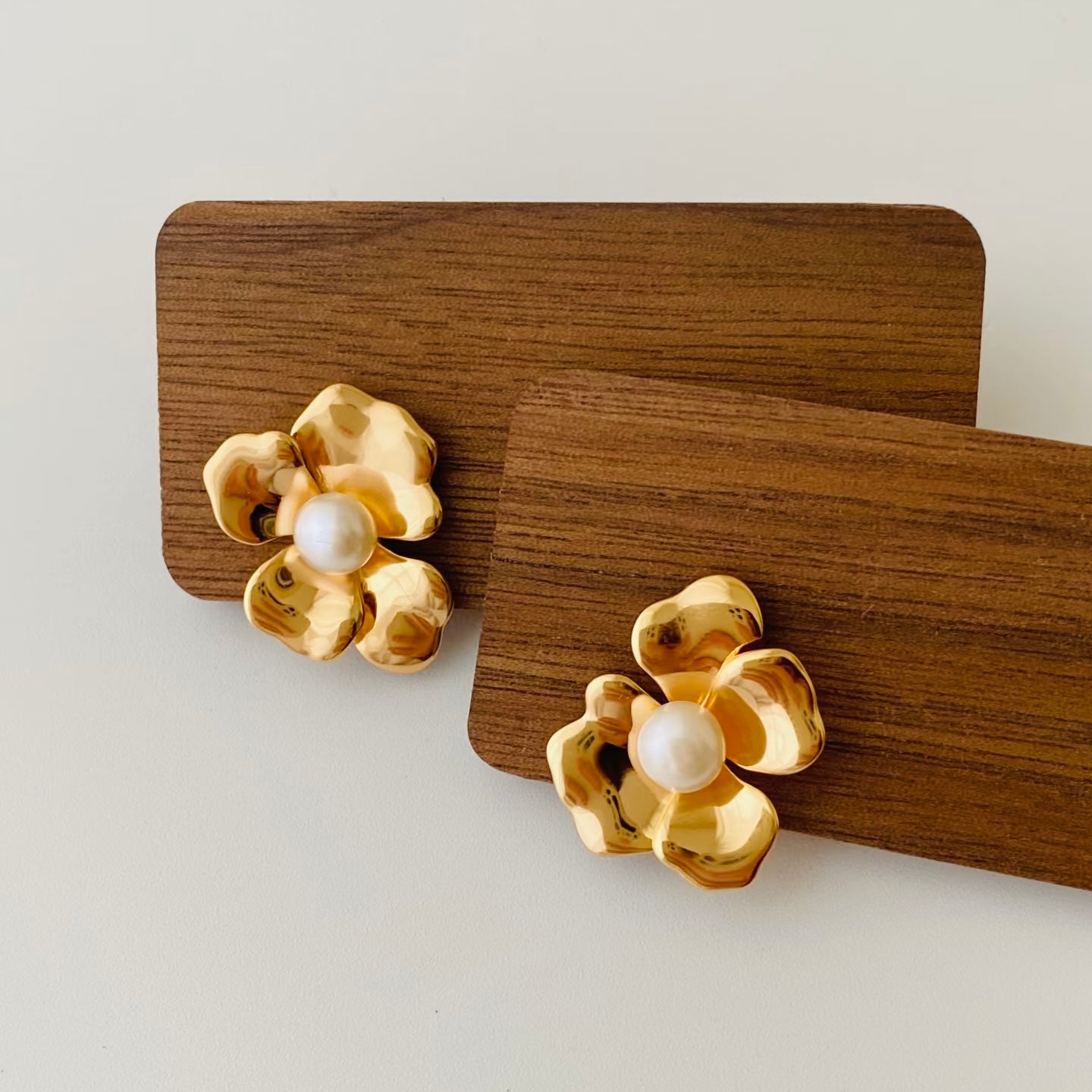 Sterling Silver Flower Freshwater Pearl Earrings