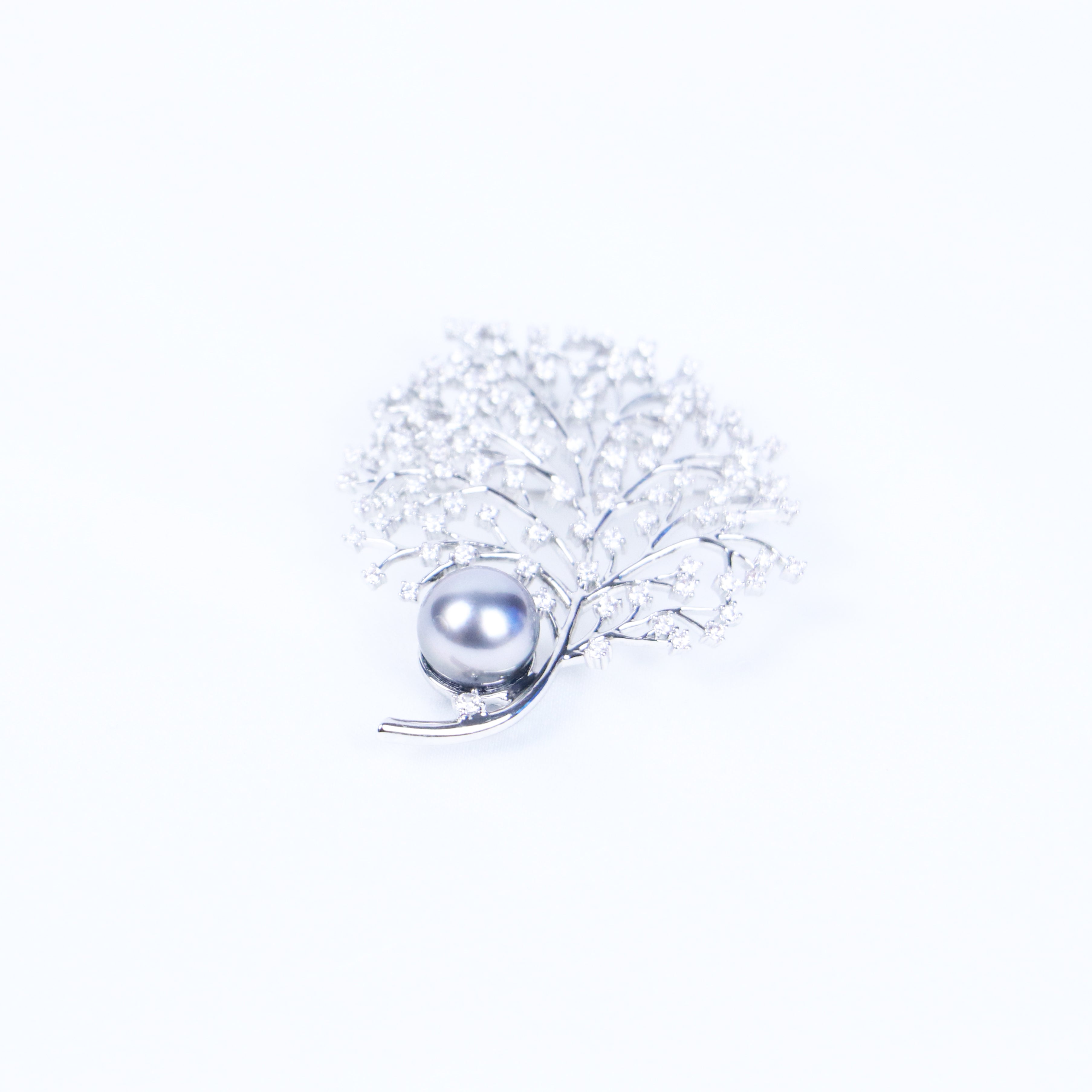 Tahitian Pearl Brooch